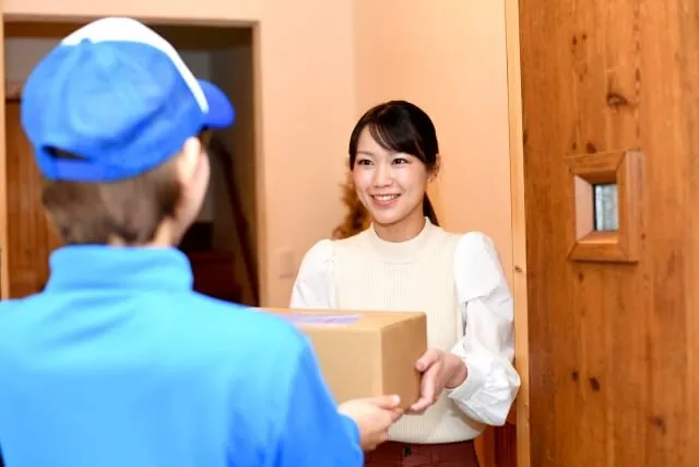 woman receive package